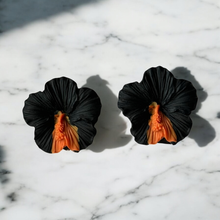 Load image into Gallery viewer, Noir Hibiscus Earrings