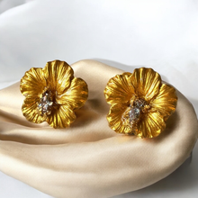 Load image into Gallery viewer, Druzy Gold Hibiscus Earrings