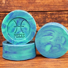 Load image into Gallery viewer, Pisces – The Dream State Bundle | Zodiac Self-Care Kit
